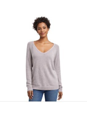 LOFT Soft Gray V-Neck Sweater Size Medium